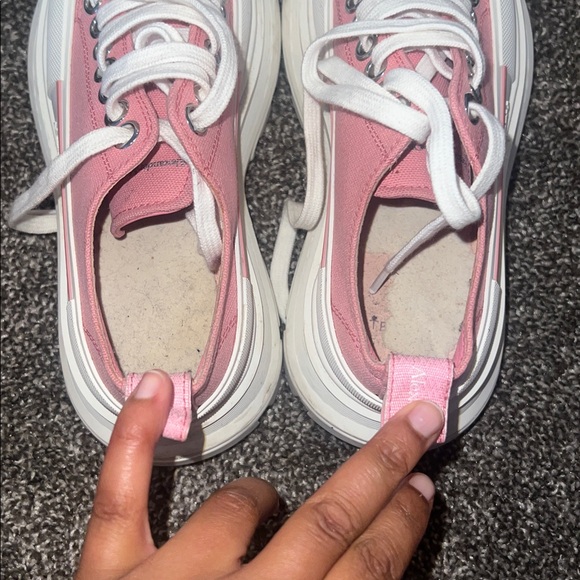 Alexander McQueen Pink and White platform Sneakers - Picture 5 of 5